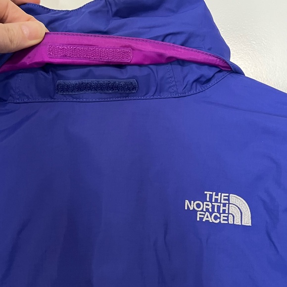 The North Face HyVent, Women’s X-Small, waterproof, breathable, rain jacket. - Picture 5 of 13